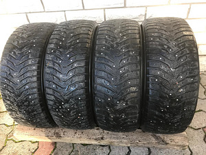 *Kumho*R16,205/55,(talvine 5-6mm) (1 foto / 3)