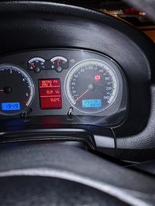VW Golf Variant 1.9 TDI(2006) (9 foto / 14)