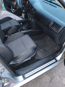 VW Golf Variant 1.9 TDI(2006) (6 foto / 14)