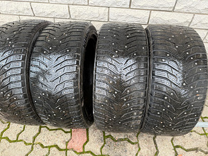 *KUMHO*R16,205/55(6-7mm) (1 foto / 3)