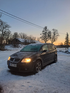 Volkswagen Touran 2.0TDi 100kW 2004 (3 foto / 14)
