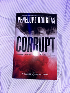 «CORRUPT» ПЕНЕЛОПА ДУГЛАС (1 фото из 2)