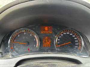 M/V Toyota Avensis 2.2d 110kw ÜV 04.2025 (13 foto / 13)