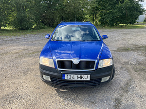 Skoda octavia 1.9tdi (4 foto / 8)