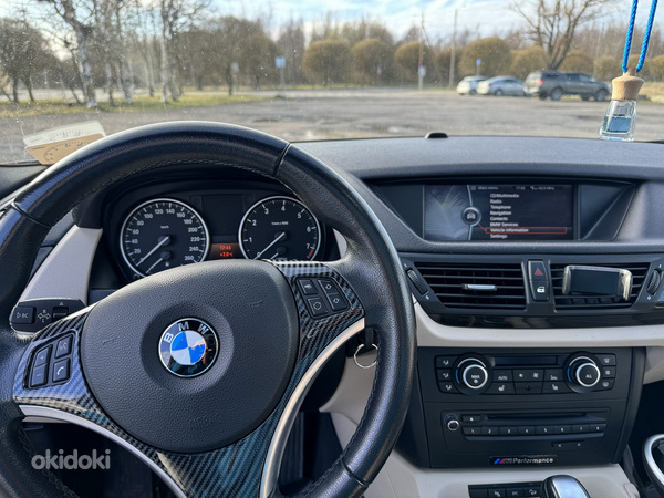 BMW X1 XDRIVE 25I M Performance (фото #2)