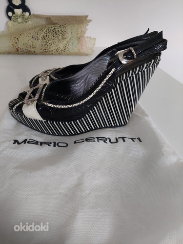 Женская обувь MARIO CERUTTI (фото #1)