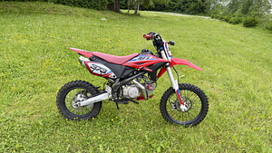 Apollo RFZ y140 + гусеница и лыжа для зимы (3 фото из 9)