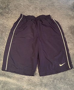 Nike shorts (1 foto / 4)