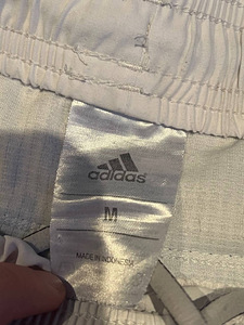 Adidas lühikesed püksid (6 foto / 6)