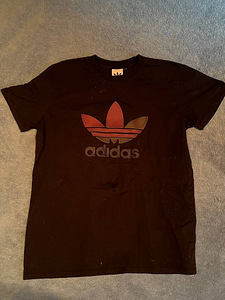 Adidas oversized T-särk (2 foto / 4)
