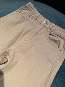 Valged teksad H&M (2 foto / 4)