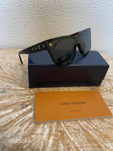 Женские солнцезащитные очки Louis Vuitton (фото #1)