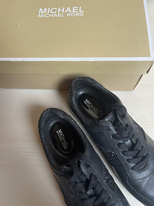 MICHAEL KORS Tossud S.39 UUS (6 foto / 9)
