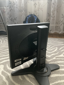 Monitor ViewSonic vp730 (7 foto / 9)