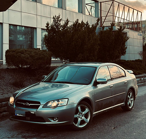 Subaru legacy 2.0 4WD (1 foto / 4)