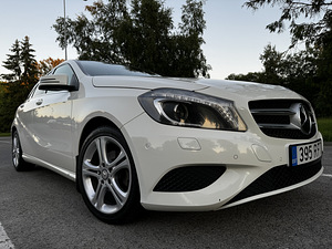 Mercedes-Benz A 180 (1 foto / 15)