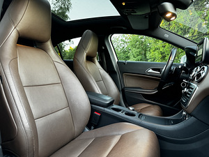 Mercedes-Benz A 180 (12 foto / 15)