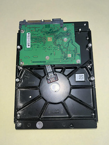 320GB Seagate Barracuda 7200.11 HDD (2 foto / 2)
