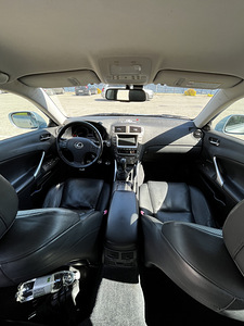 Lexus is220 (6 фото из 7)