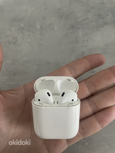 Apple AirPods (foto #1)