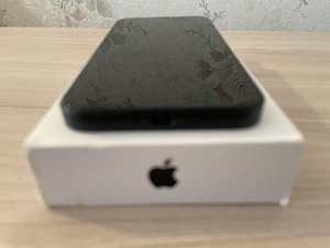 iPhone 13 Midnight 128gb (2 фото из 5)