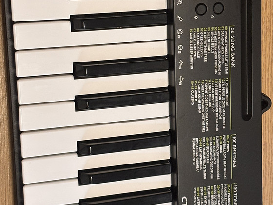 Süntesaator Casio CTK-240