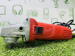 Болгарка milwaukee AG 10-125 EK70 (3 фото из 3)