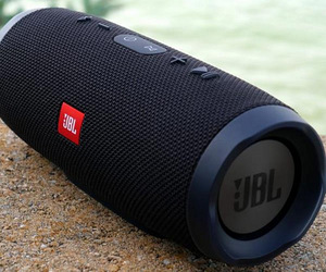JBL Xtreme kaasaskantav kõlar JBLXTREMEBLKEU (Must) (3 foto / 5)