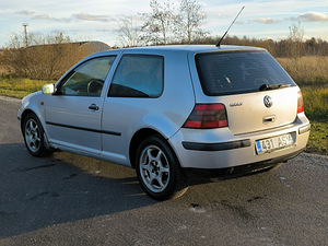 Volkswagen Golf 1.4 TUV 2025 (3 foto / 4)