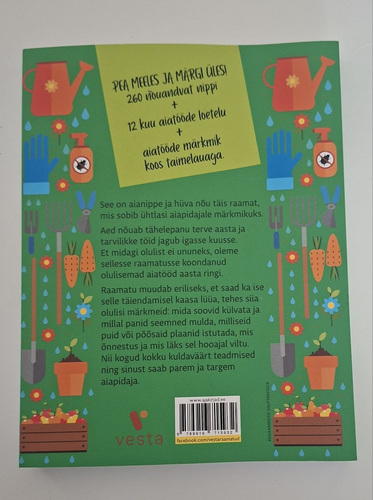 Aia ja linnu raamatud
