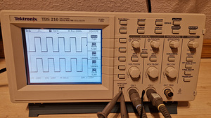 Tektronix TDS210 ostsilloskoop