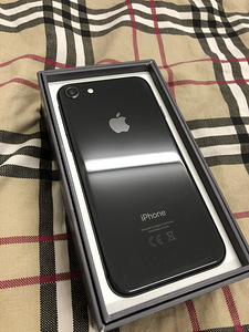 Korralik Iphone 64gb jet black (2 foto / 2)