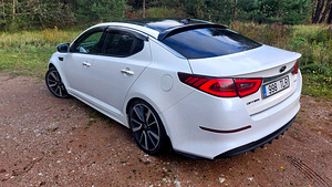 Kia Optima 1.7 Disel (12 foto / 15)