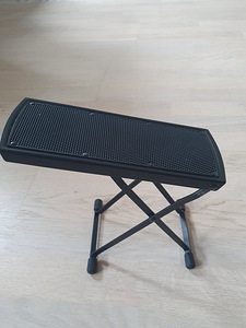 Müüa klassikaline kitarr (8 foto / 8)