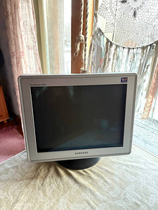 Kineskoop Monitor Samsung SyncMaster 793DF (2 foto / 3)