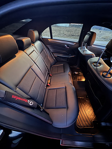 Mercedes-Benz E220 (4 фото из 15)