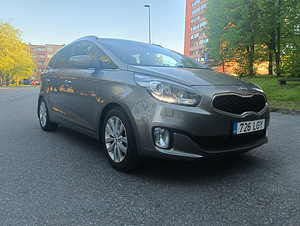 МИНИВЕН KIA CARENS. 2014 год РЕГИСТРАЦИОННЫЙ НАЛОГ УПЛАЧЕН (4 фото из 15)