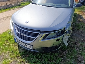 Auto varuosadeks Saab 9-5 2011 (2 foto / 7)