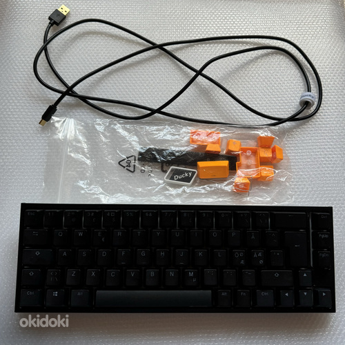 Клавиатура Ducky One 2 Mini RGB (фото #2)