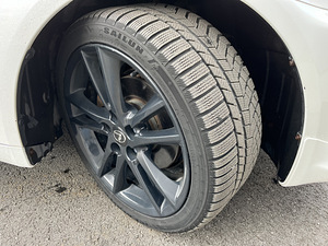 Lexus IS250 F-sport (10 foto / 11)