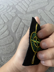 STONE ISLAND (1 фото из 3)