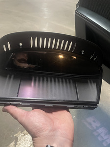 BMW e60 originaalmonitor (2 foto / 2)