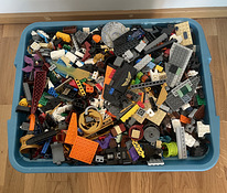 10,1 кг деталей Лего с разных наборов (20-30 наборов)