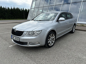 Skoda Superb 2.0 103kW (4 foto / 8)