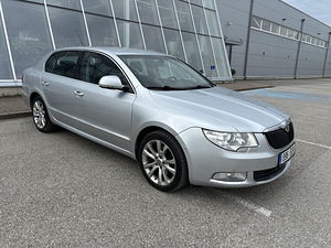 Skoda Superb 2.0 103kW (1 foto / 8)