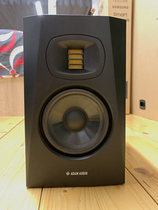 Adam Audio T5V Kõlarid (1 foto / 6)