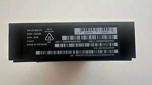 Samsung GALAXY S23 Ultra 256 GB Почти новый! (3 фото из 4)