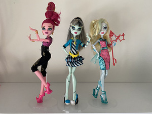 Monster high doll nukk lot lagoona , gigi 13 wishes, frankie (1 foto / 7)