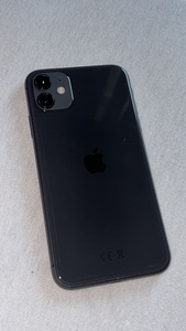 iPhone 11 128GB чёрный мобильный телефон (1 фото из 10)