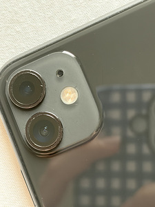 iPhone 11 128GB чёрный мобильный телефон (8 фото из 10)